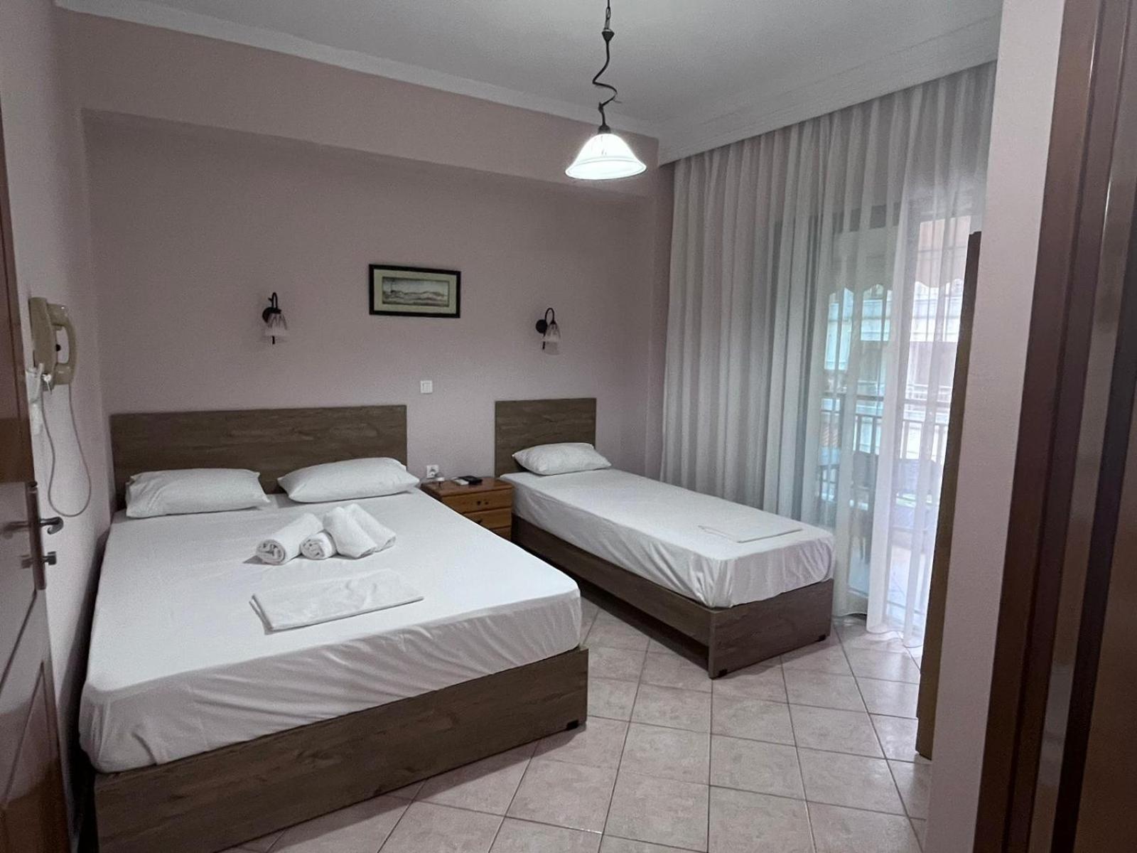 Melachrini Apartments Nea Vrasna Ngoại thất bức ảnh