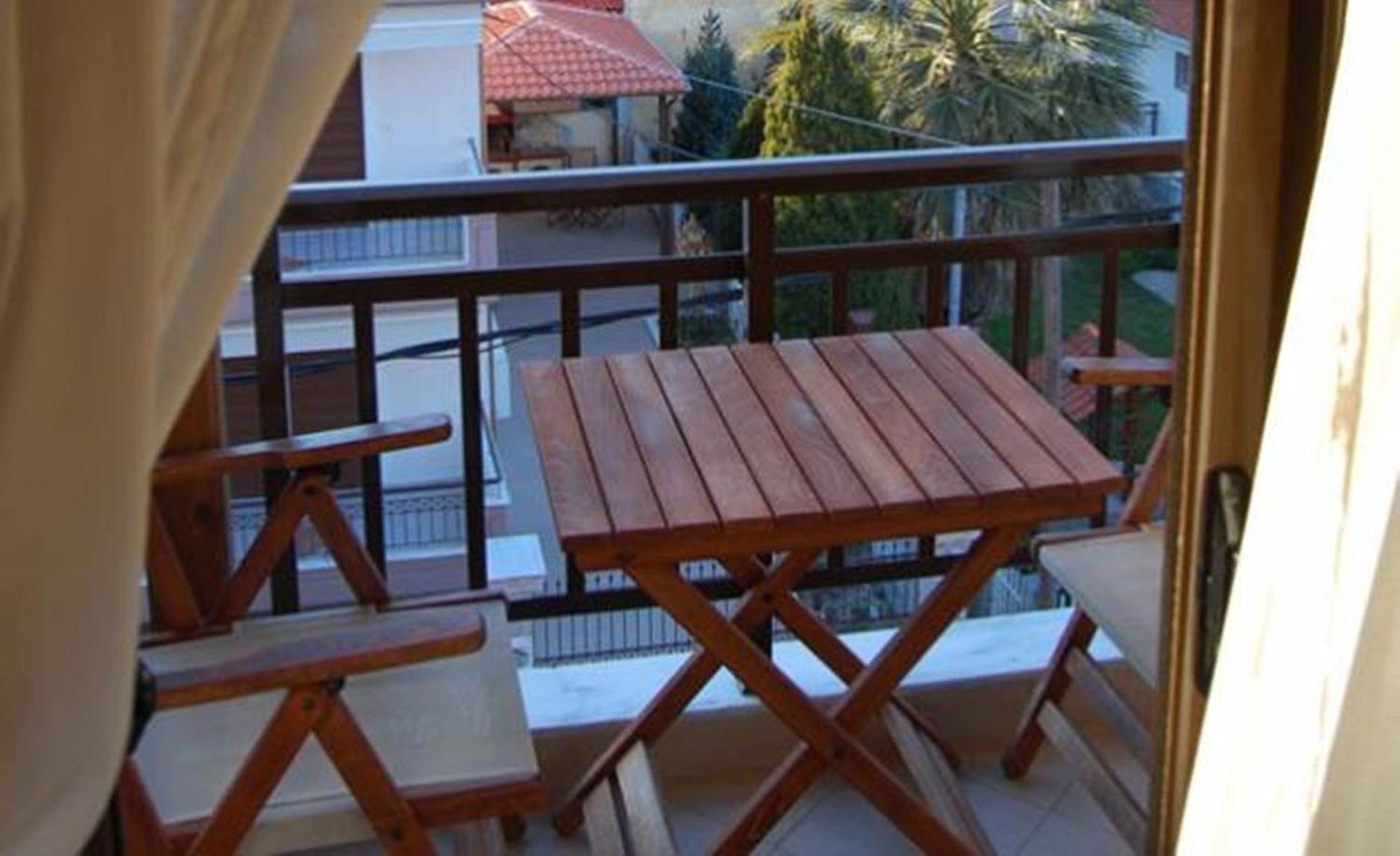 Melachrini Apartments Nea Vrasna Ngoại thất bức ảnh
