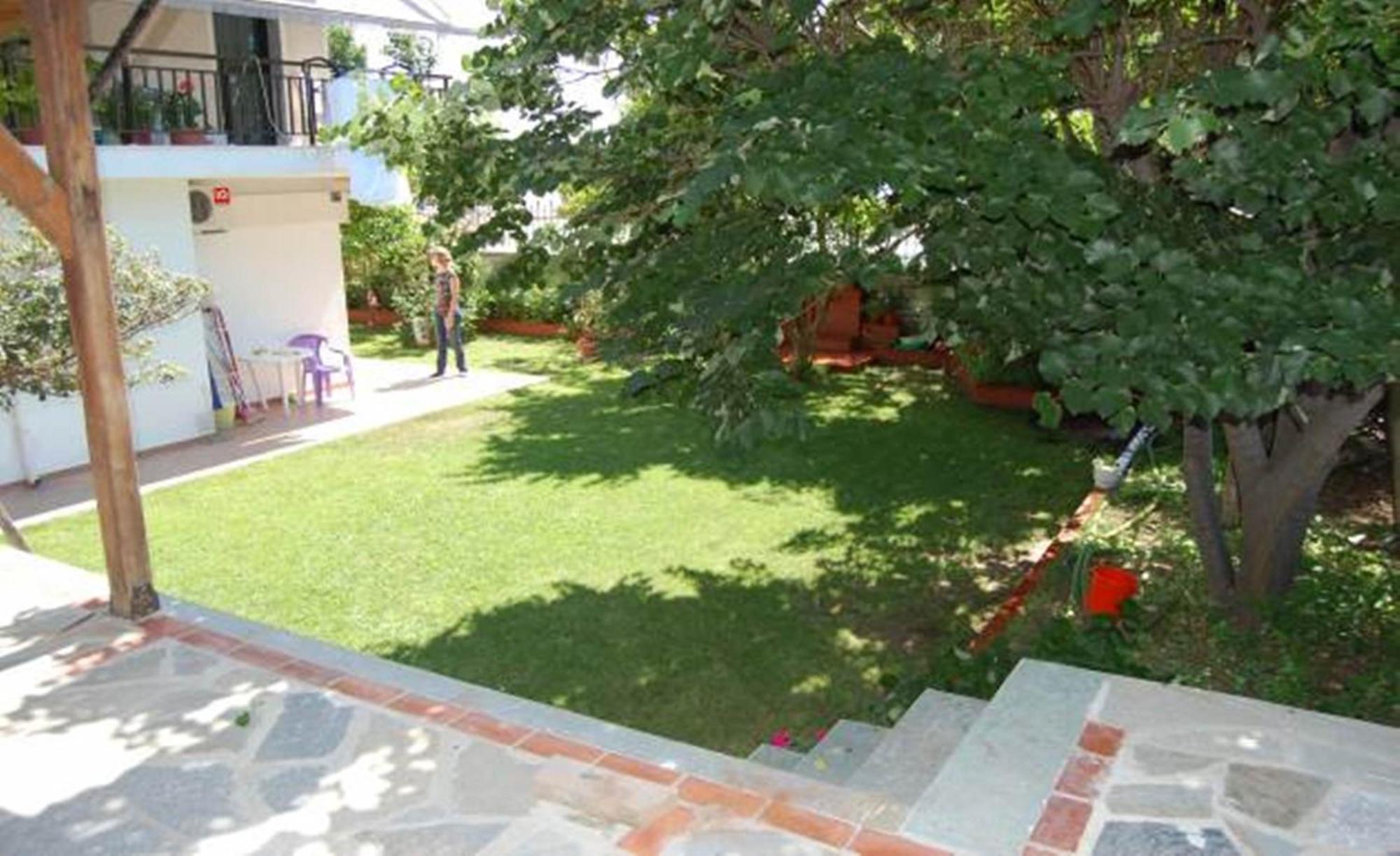 Melachrini Apartments Nea Vrasna Ngoại thất bức ảnh