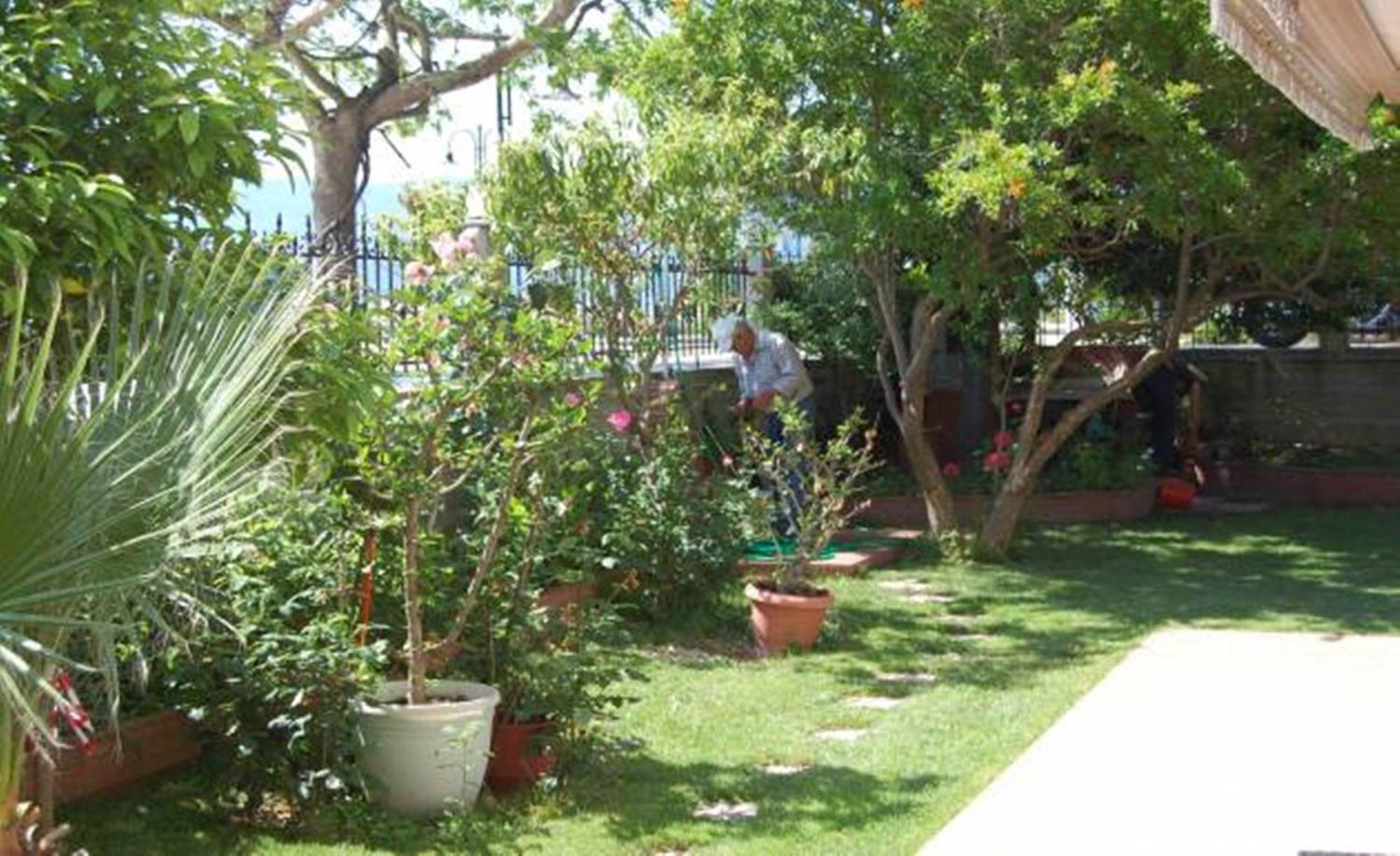 Melachrini Apartments Nea Vrasna Ngoại thất bức ảnh