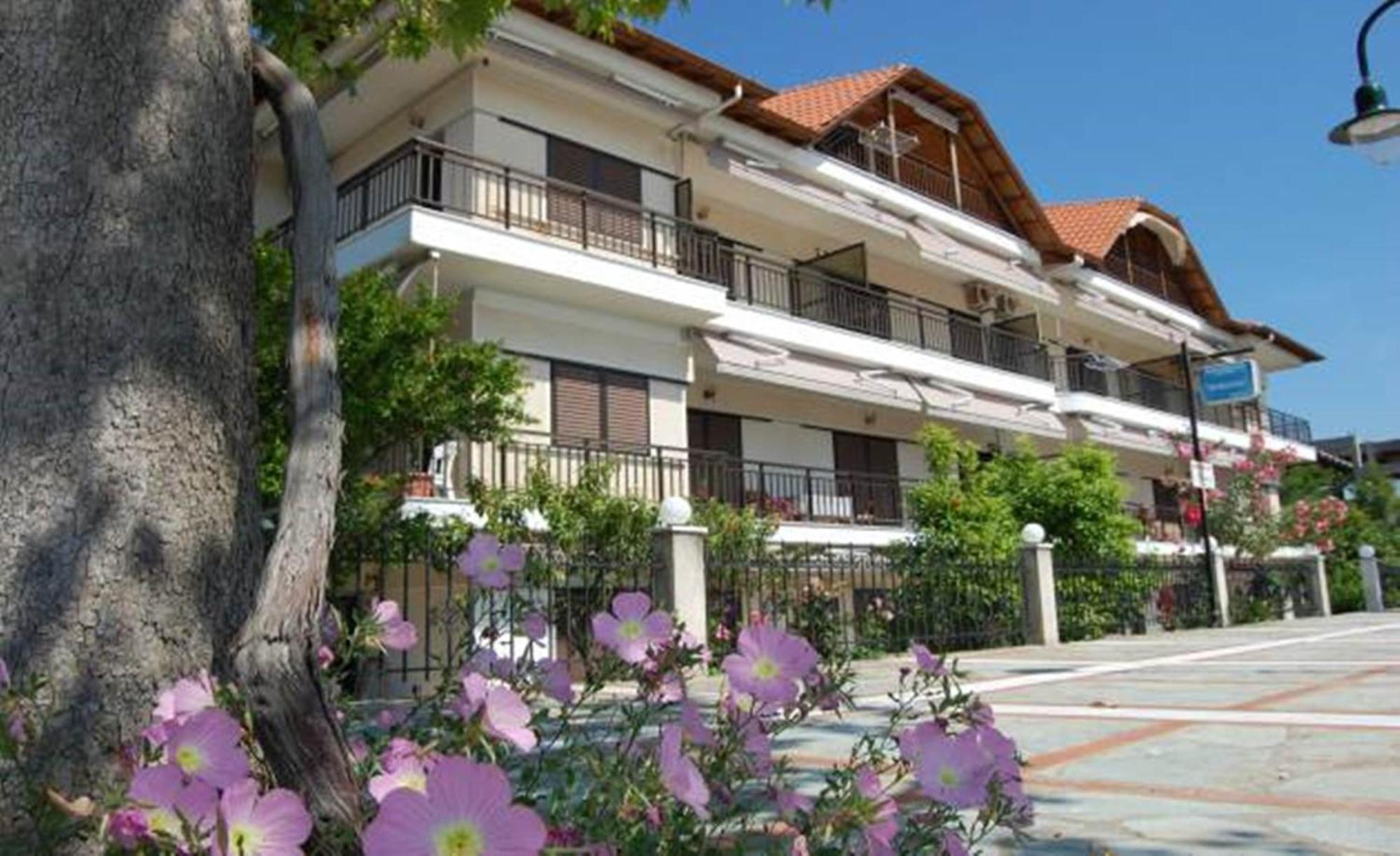 Melachrini Apartments Nea Vrasna Phòng bức ảnh